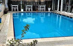 Alacati Eldoris Hotel